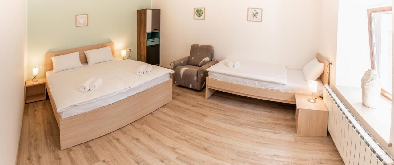 House Hiperbola & Outdoor Activities Apartamento Bovec Exterior foto