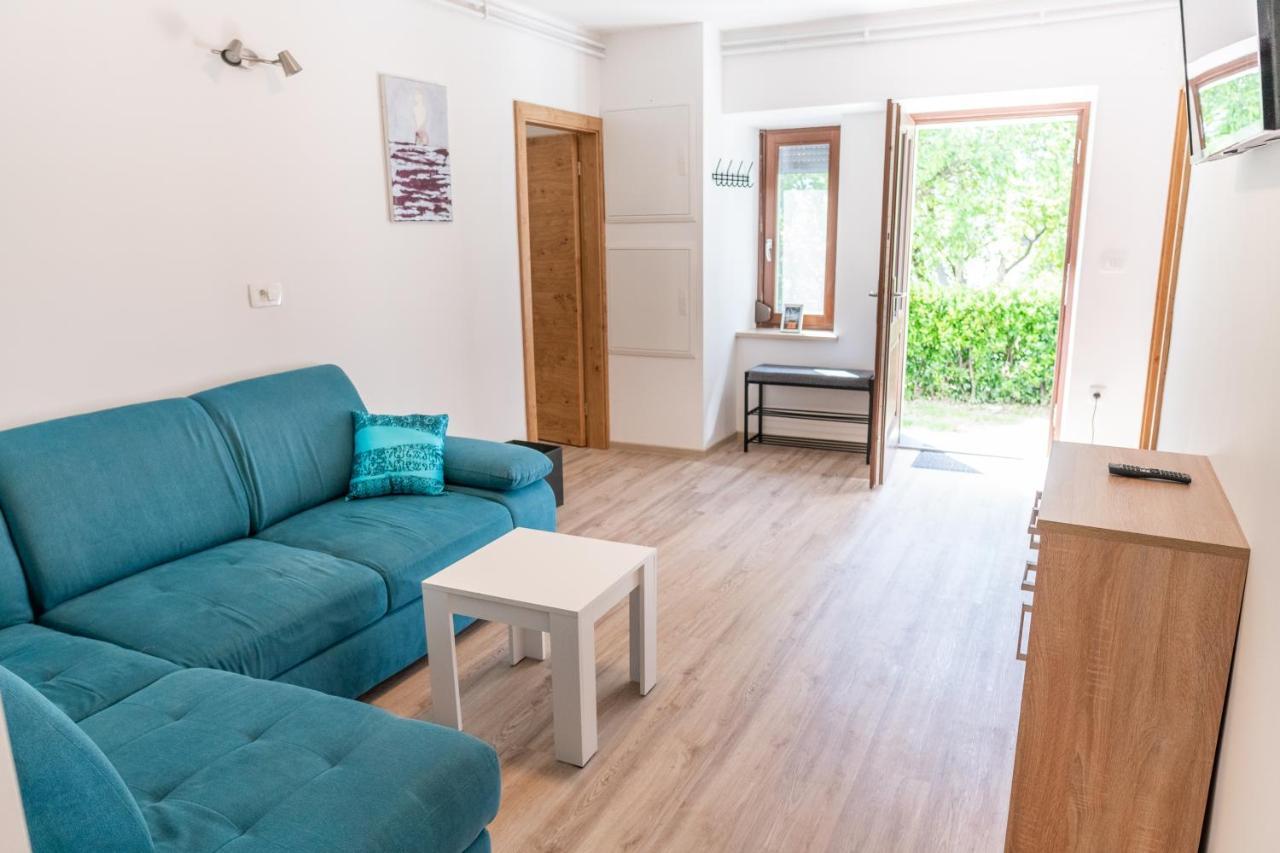 House Hiperbola & Outdoor Activities Apartamento Bovec Exterior foto