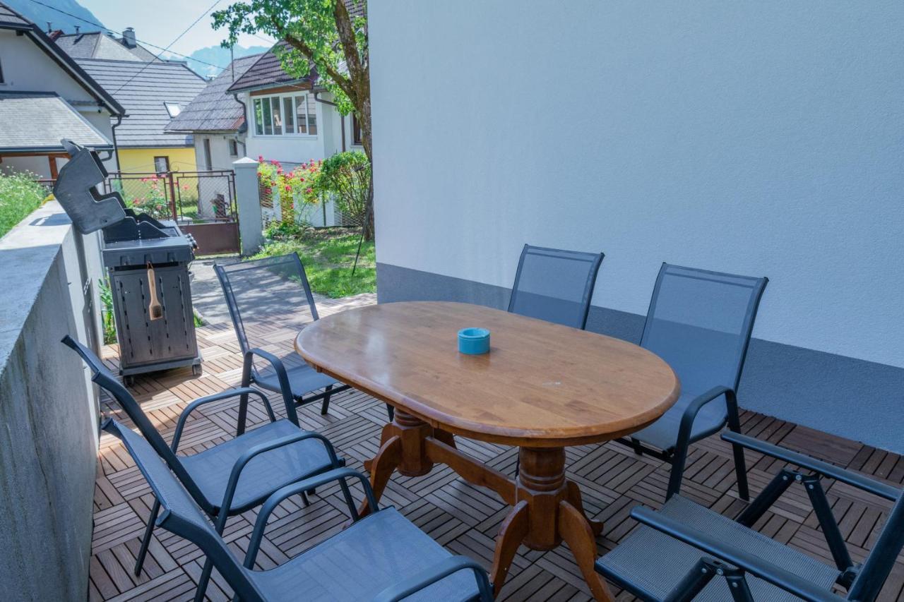 House Hiperbola & Outdoor Activities Apartamento Bovec Exterior foto